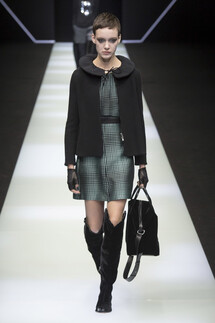 Emporio Armani Fall 2018 Ready-to-Wear , Emporio Armani осень зима 2018 , Fashion show , неделя моды в Милане , MFW , Mainstyles